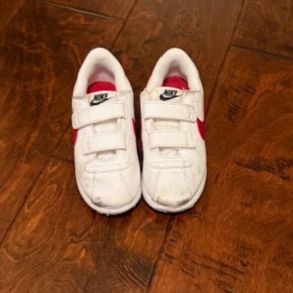 Nike Cortez Velcro Slip-on Sneaker size 1 youth - Picture 4 of 4